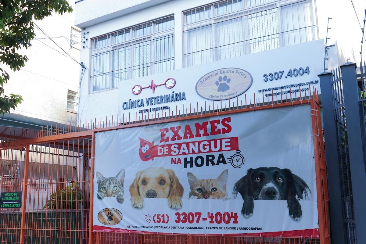 4 Paws Veterinary Clinic