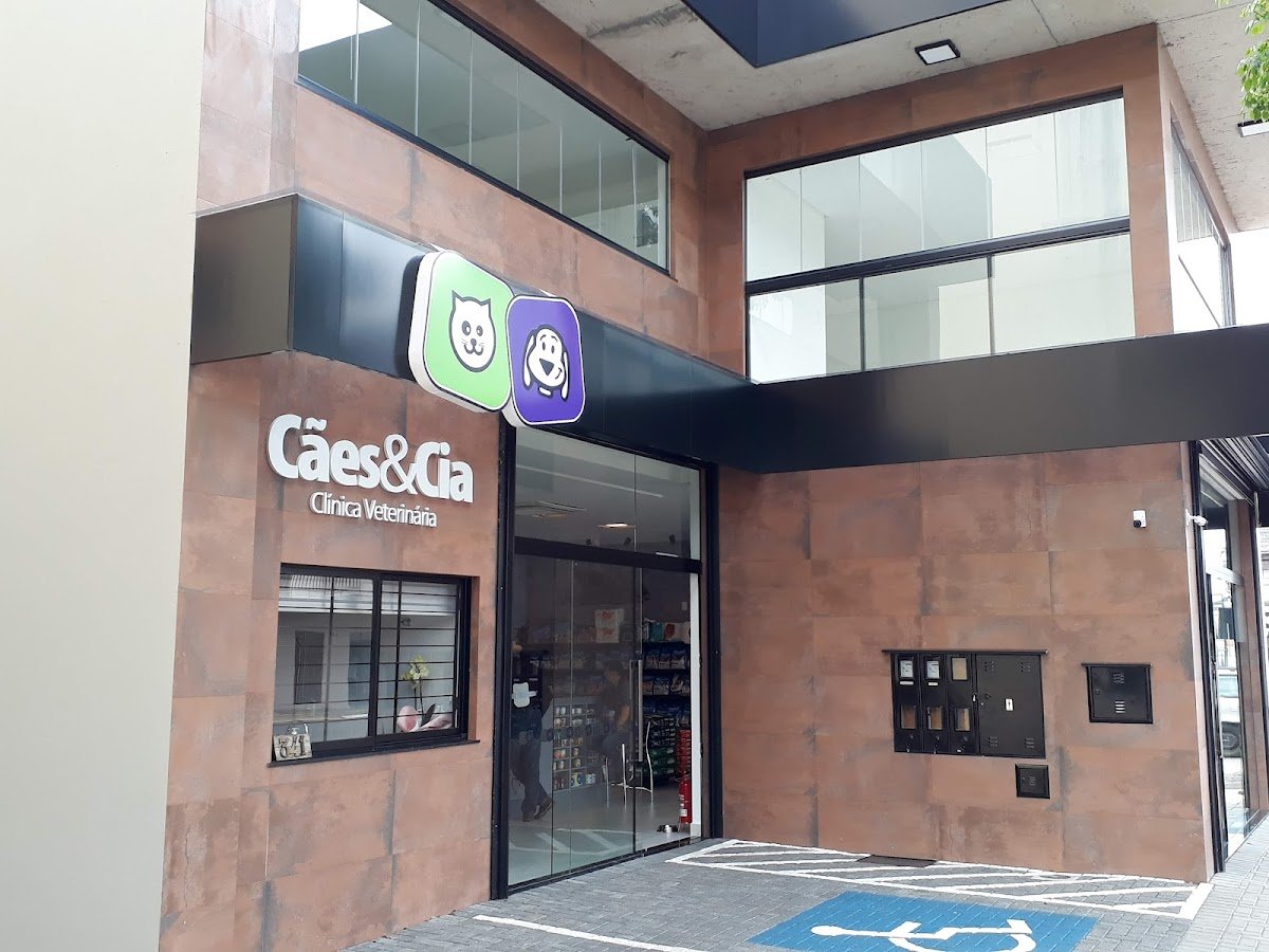 Clínica Veterinária Cães & Cia