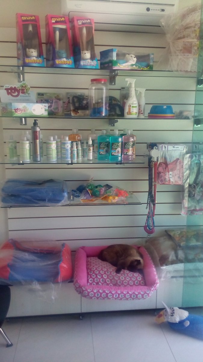 Policlínica Veterinária Dr. Leopoldino Cardoso