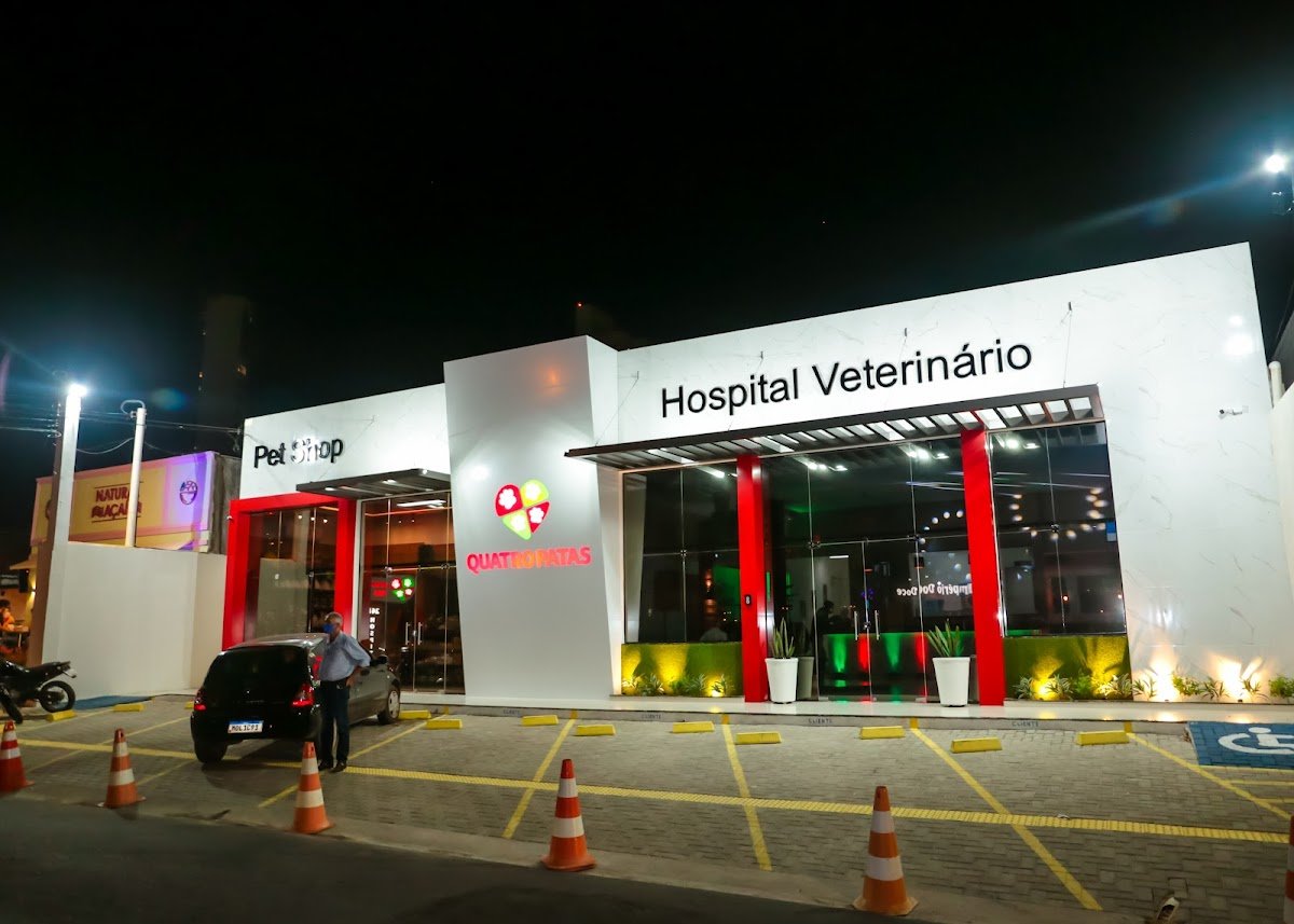 Clínica Veterinária Quatro Patas de Mossoró
