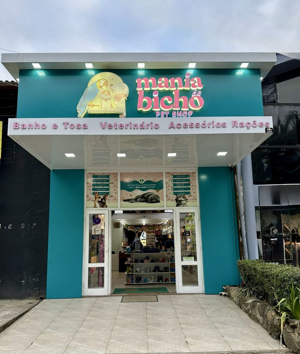 Mania De Bicho Banho & Tosa