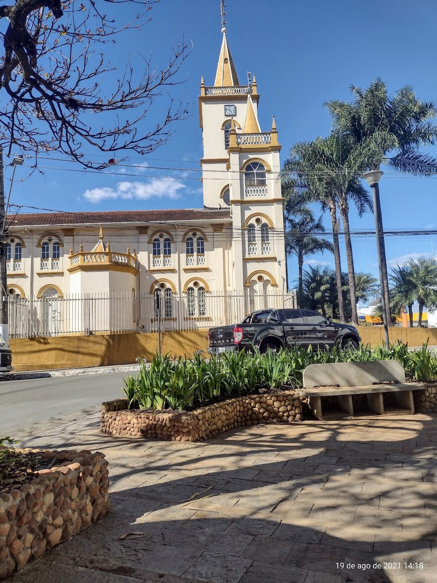 poliana mendes da costa