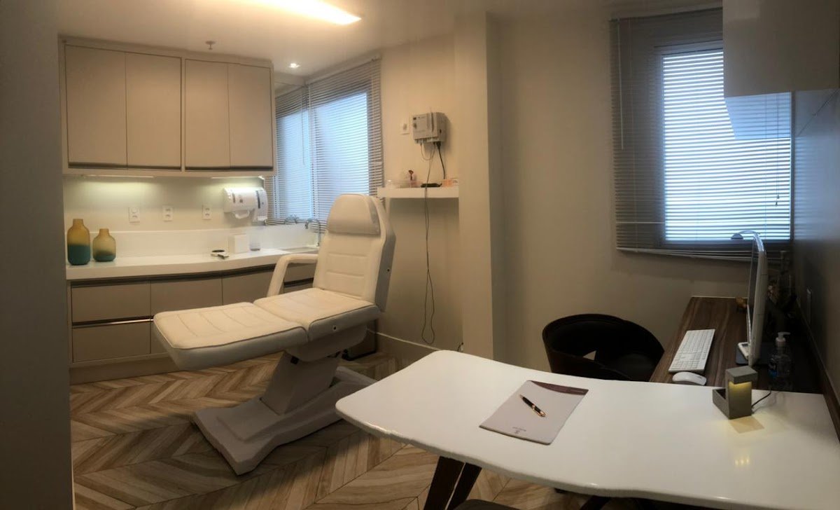 Dr Alessandro Barbosa