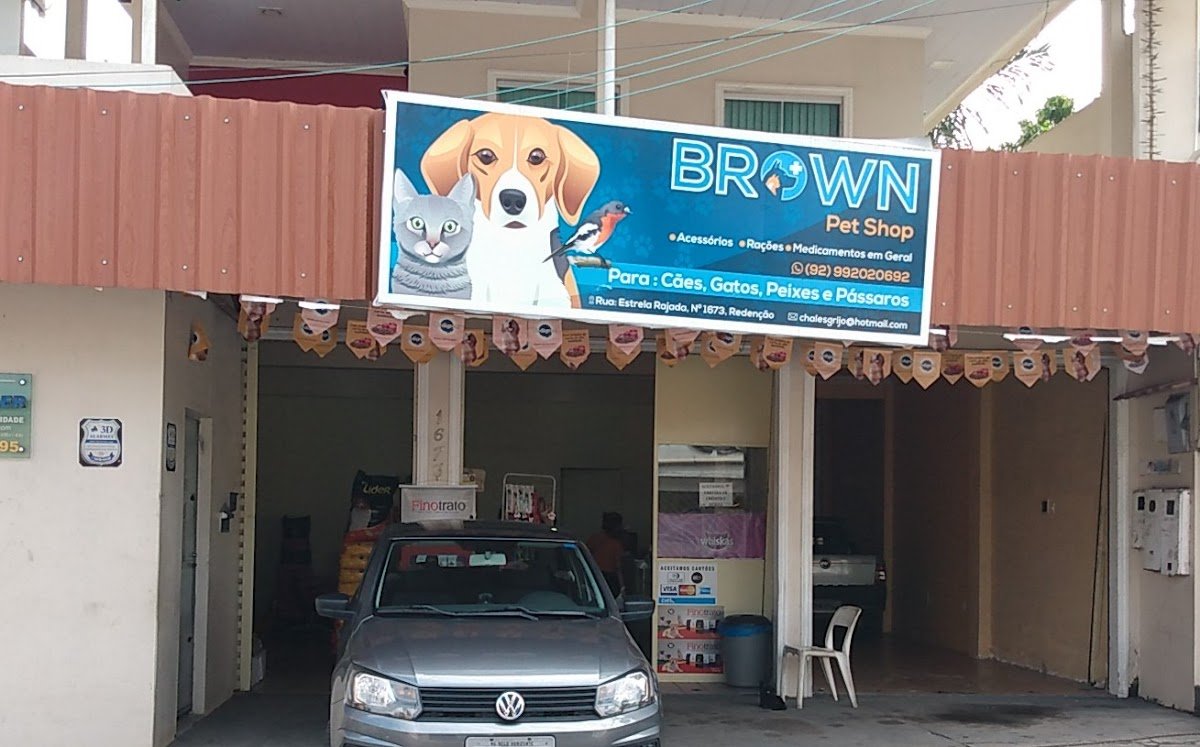 Brown Pet shop