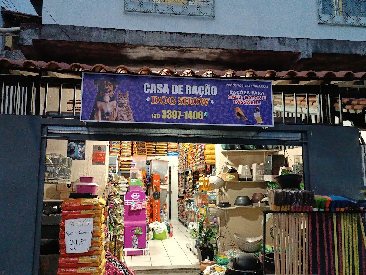 Casa de Rações Show Dog