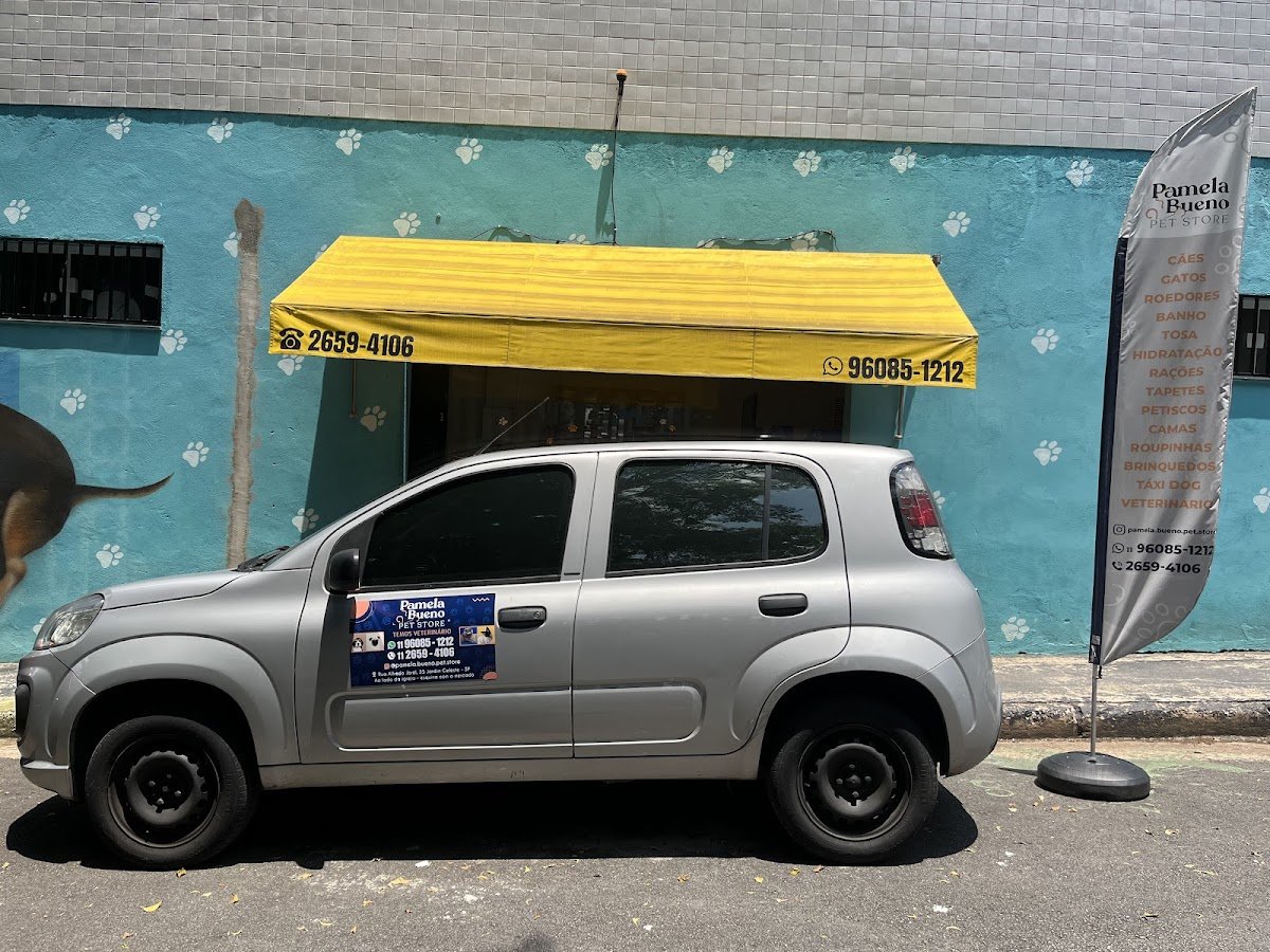 Pamela Bueno Pet Store