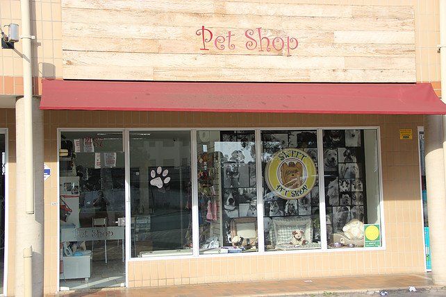 Sweet Pet Shop