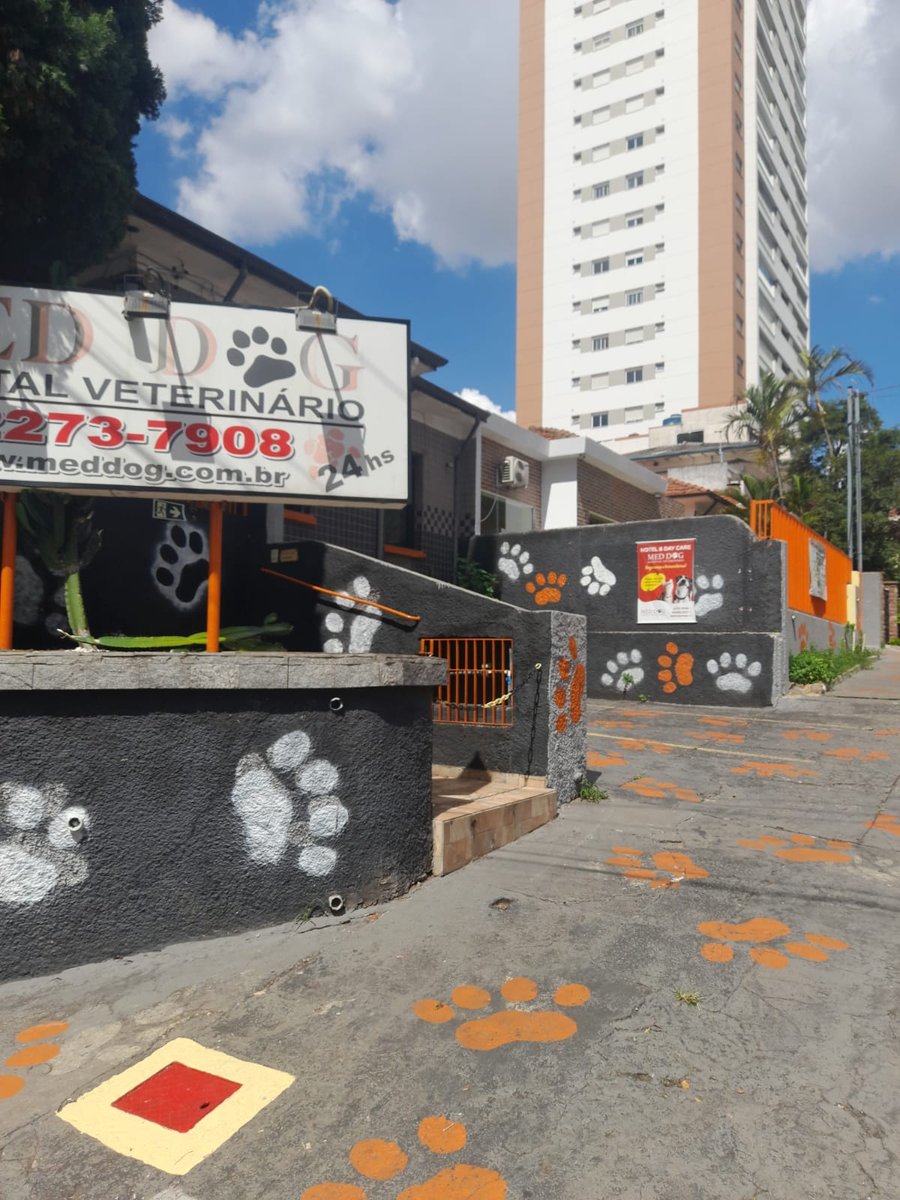 Med Dog Veterinary Hospital 24 hours