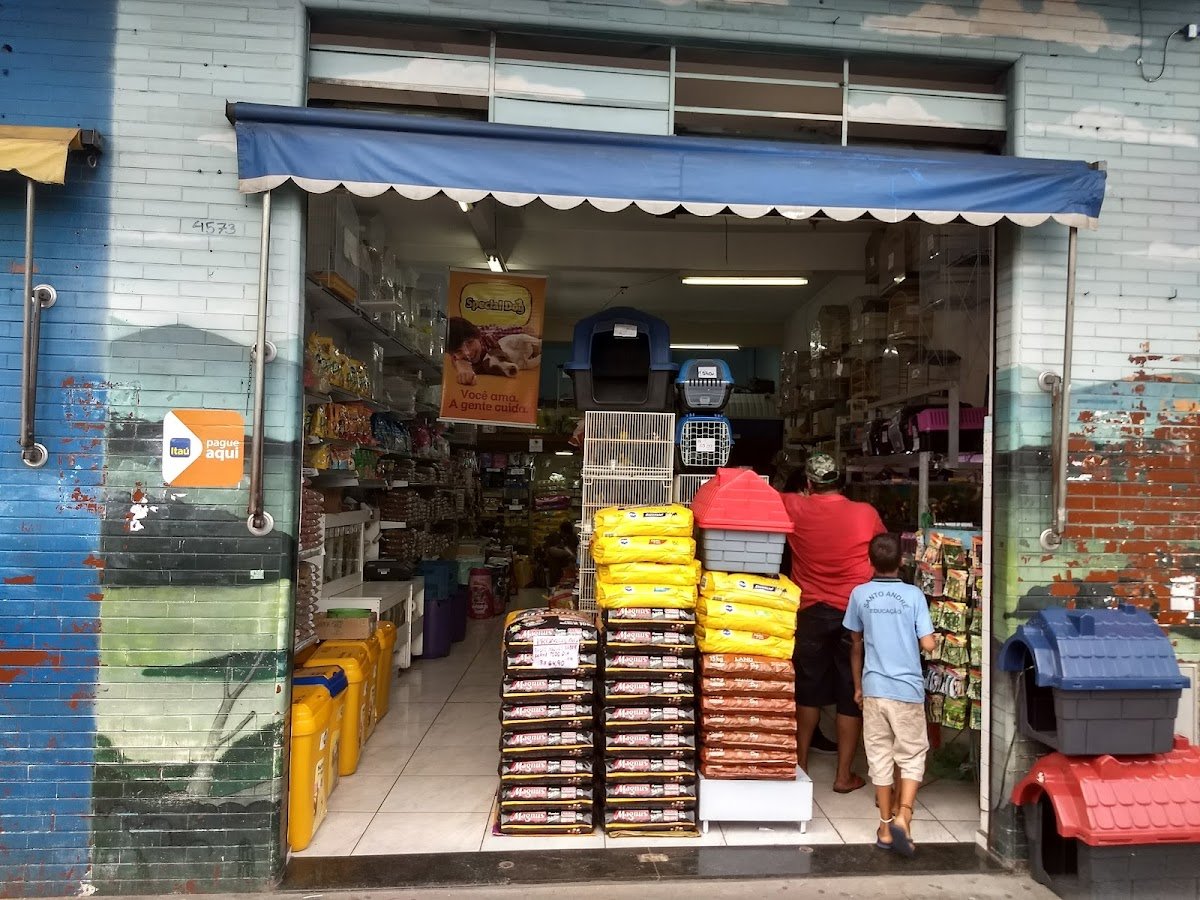 Lucy Pet Shop e Avicultura