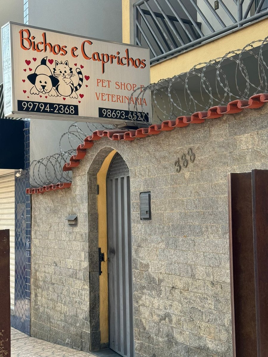 Bichos e Caprichos Veterinária e Petshop