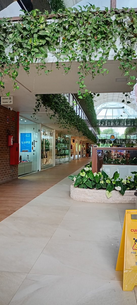 Aldeia Boulevard Mall