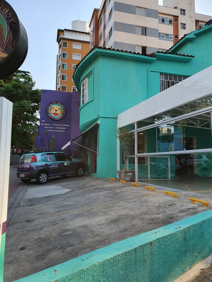 Risos e Latidos - Pet Shop, Hotel, Creche e Clínica veterinária