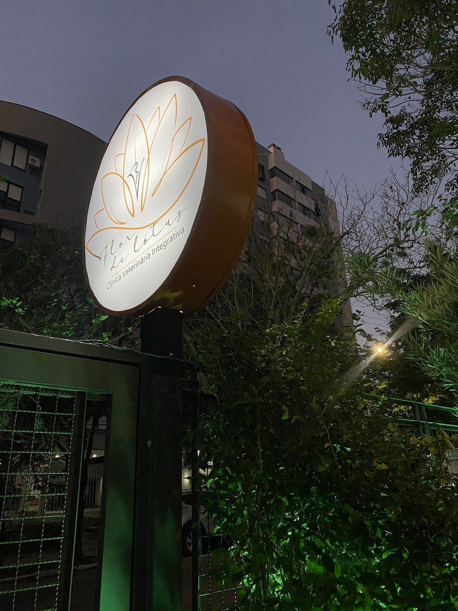Clínica Veterinária Integrativa Flor de Lótus