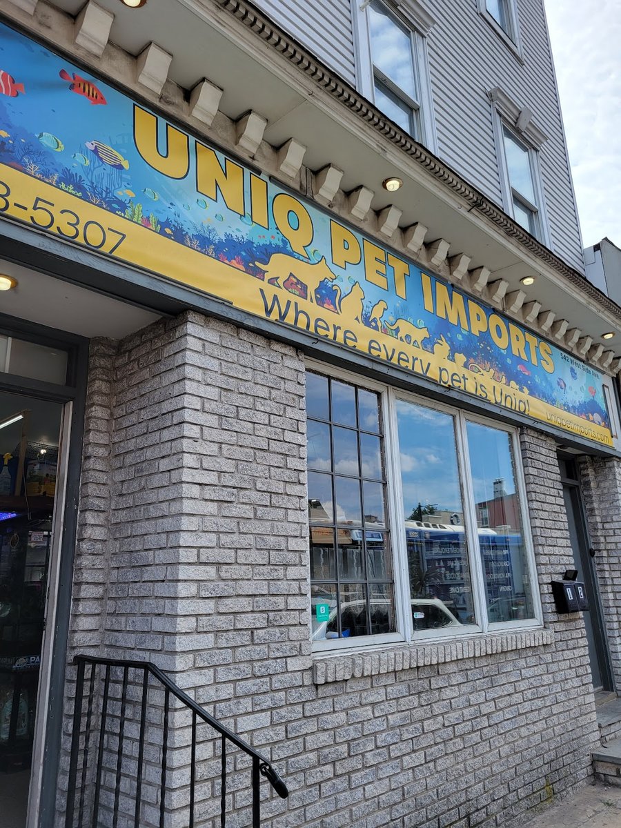 Uniq Pet Imports Pet shop