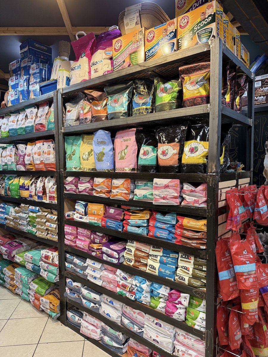 Hook’D On Pets Grooming, Daycare & Retail