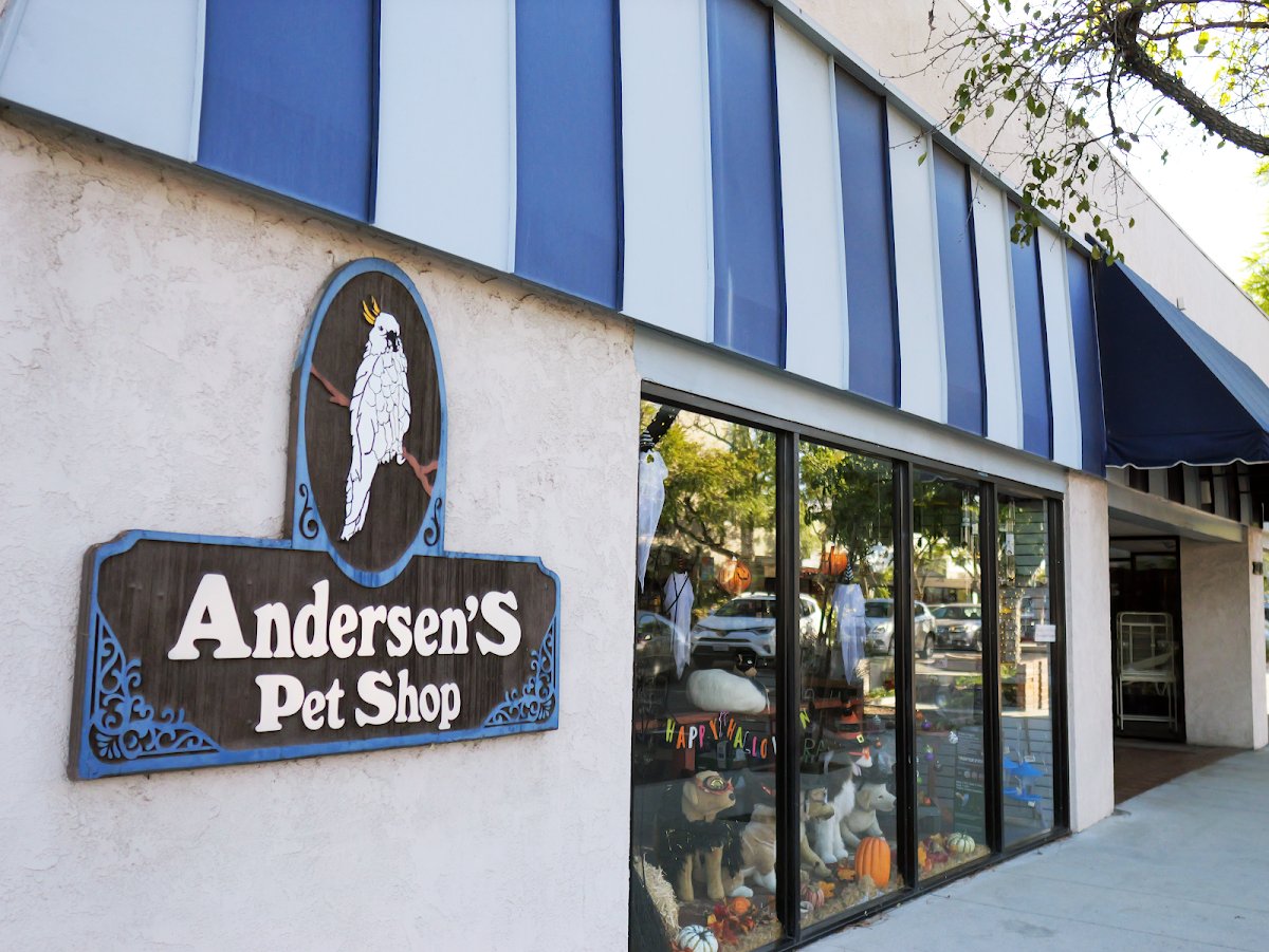 Andersen's Pet Shop
