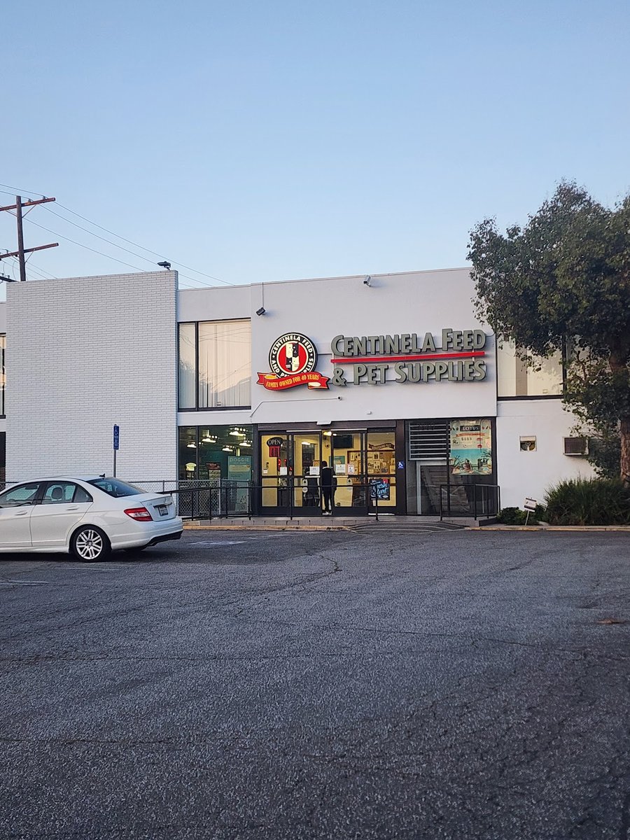 Centinela Feed & Pet Supplies
